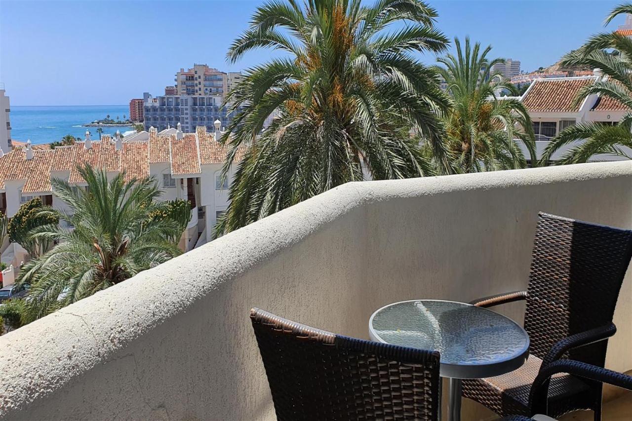 בנאלמדנה Benal Beach, Luxury Sea & Mountain View Beachside 1 Bedroom Apartment מראה חיצוני תמונה