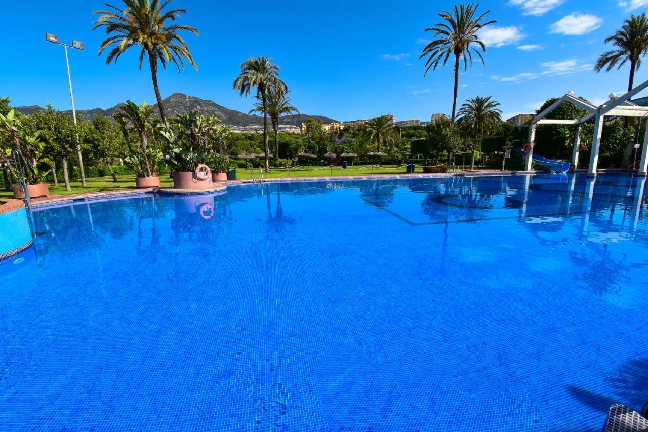 בנאלמדנה Benal Beach, Luxury Sea & Mountain View Beachside 1 Bedroom Apartment מראה חיצוני תמונה